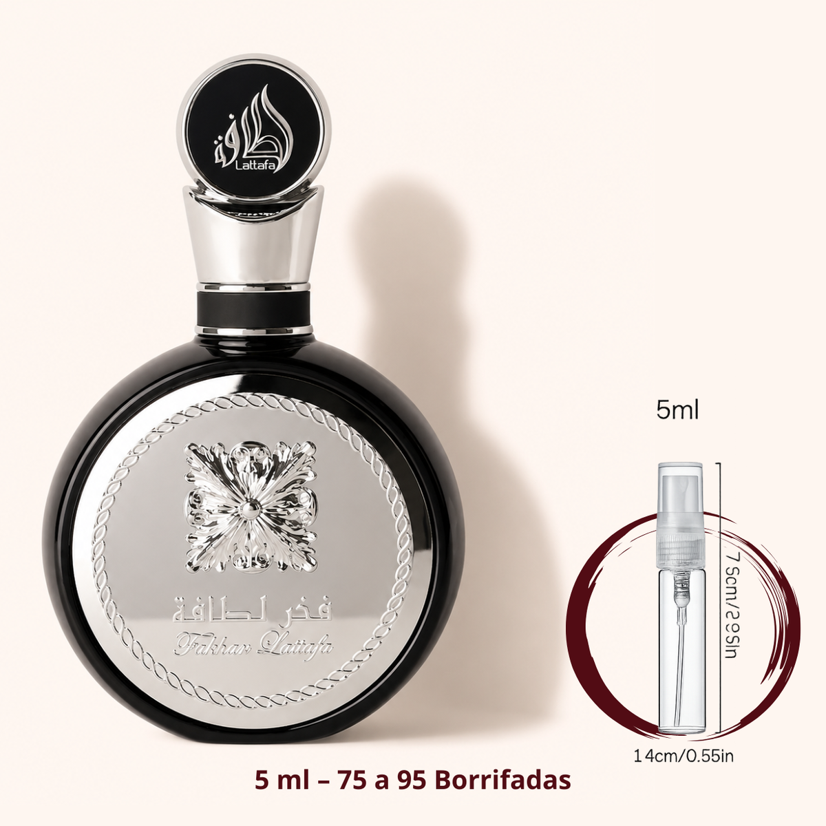 Lattafa Fakhar Black — frasco ao lado de um decant spray de 5 ml, para comparar o tamanho; cerca de 75 a 95 borrifadas