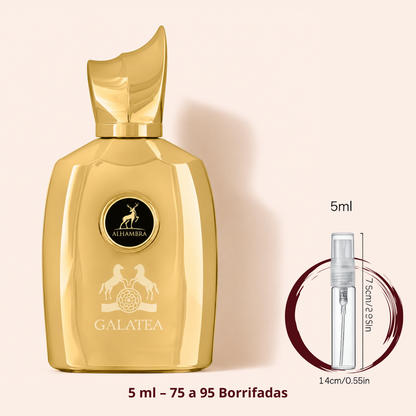 Maison Alhambra Galatea — frasco dourado ao lado de um decant spray de 5 ml, para comparar o tamanho; cerca de 75 a 95 borrifadas