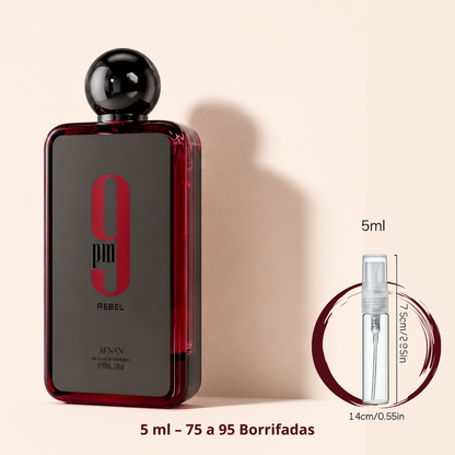 Afnan 9PM Rebel — frasco ao lado de um decant spray de 5 ml, para comparar o tamanho; cerca de 75 a 95 borrifadas